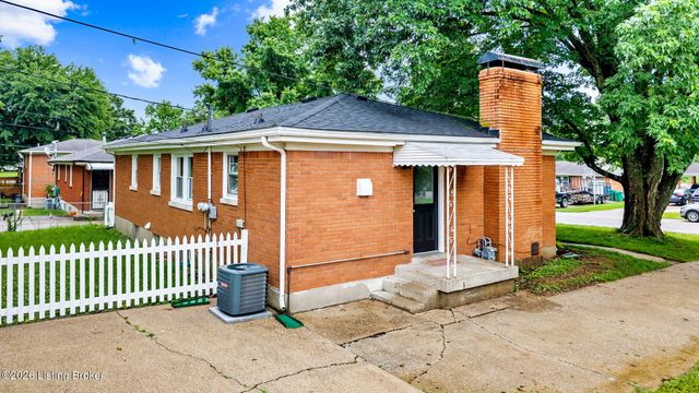 8011 Zelma Fields Ave, Louisville, KY 40228