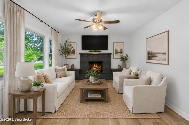 8011 Zelma Fields Ave, Louisville, KY 40228