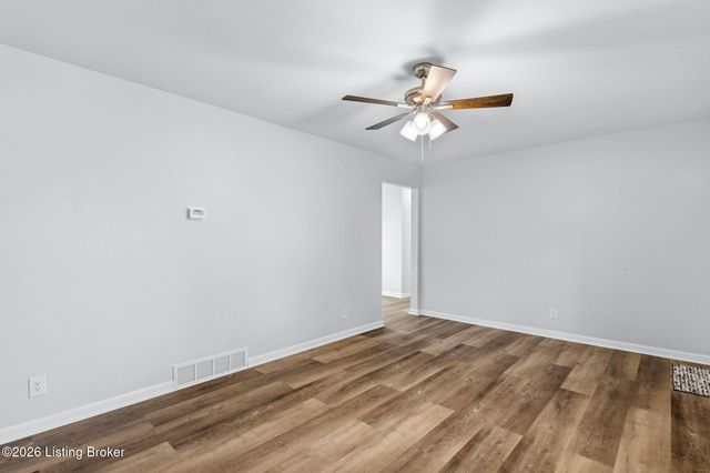 8011 Zelma Fields Ave, Louisville, KY 40228