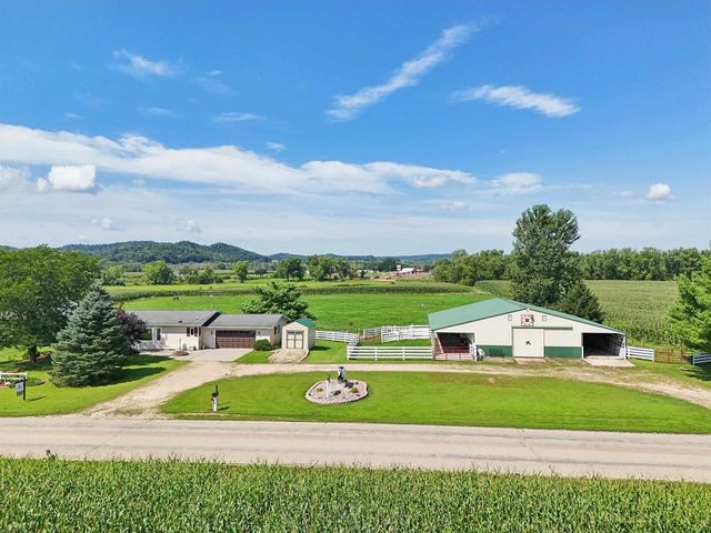 28632 County Hwy BA, Richland Center, WI 53581