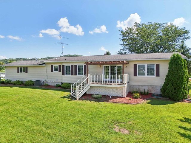 28632 County Hwy BA, Richland Center, WI 53581