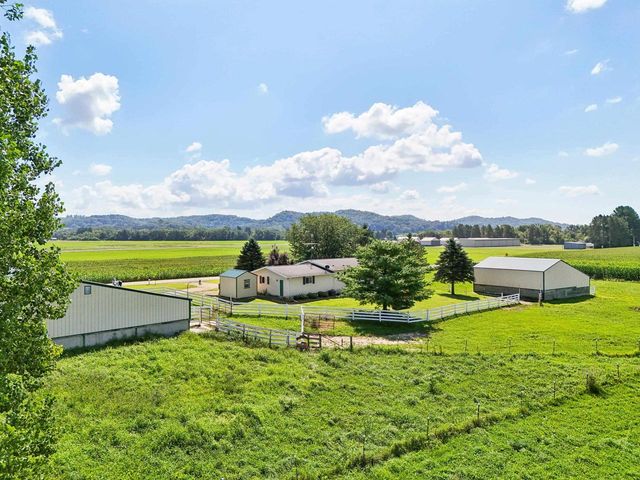 28632 County Hwy BA, Richland Center, WI 53581