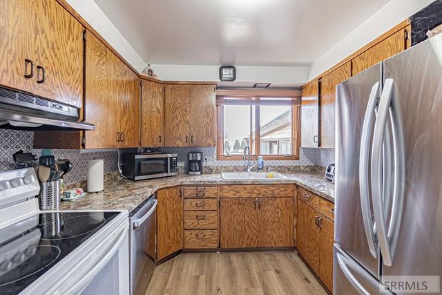 1295 Canyon Avenue, Idaho Falls, ID 83402