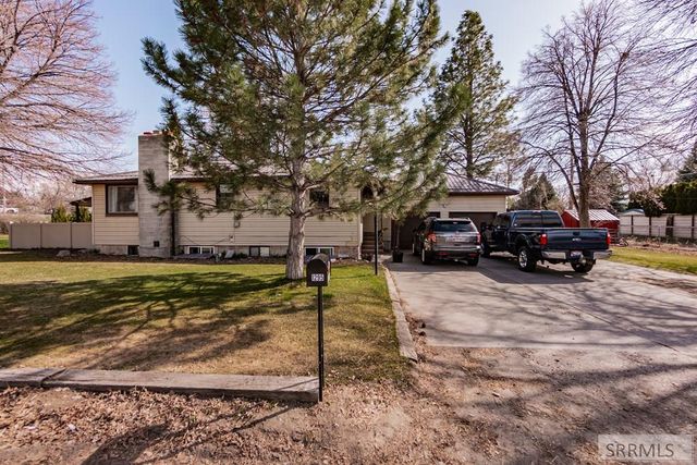1295 Canyon Avenue, Idaho Falls, ID 83402