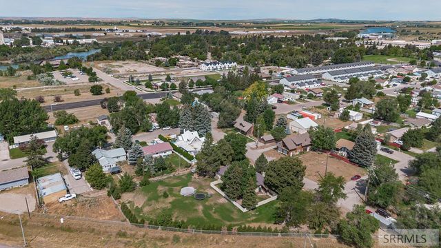 1295 Canyon Avenue, Idaho Falls, ID 83402