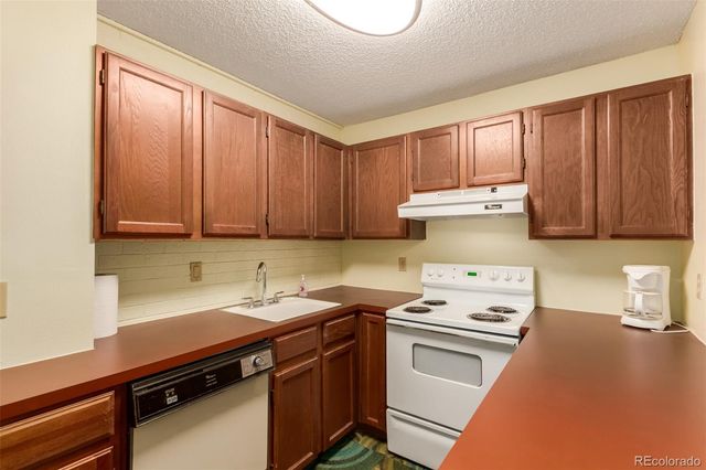 13950 E Oxford Place A202, Aurora, CO 80014