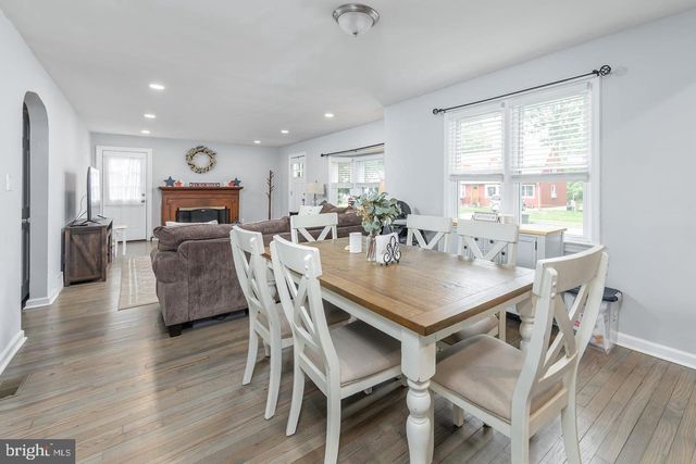 415 LAKE AVE, Pitman, NJ 08071