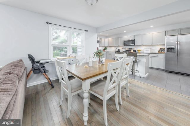 415 LAKE AVE, Pitman, NJ 08071