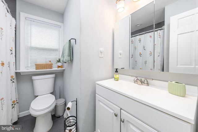415 LAKE AVE, Pitman, NJ 08071