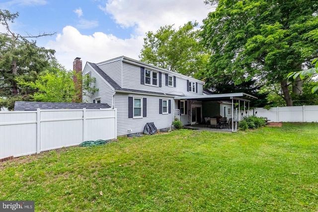 415 LAKE AVE, Pitman, NJ 08071