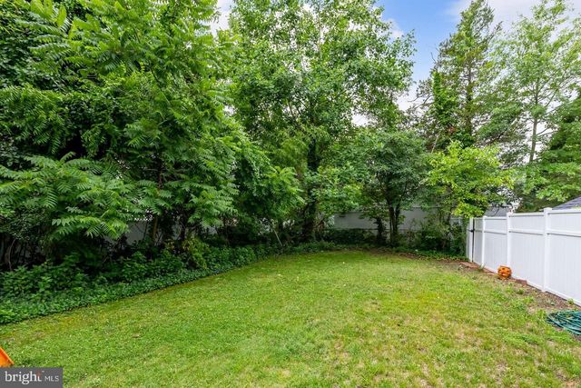 415 LAKE AVE, Pitman, NJ 08071