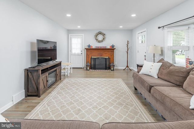 415 LAKE AVE, Pitman, NJ 08071