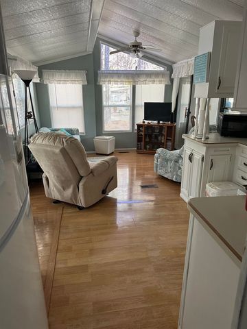 613 5th Ave. S, Myrtle Beach, SC 29578