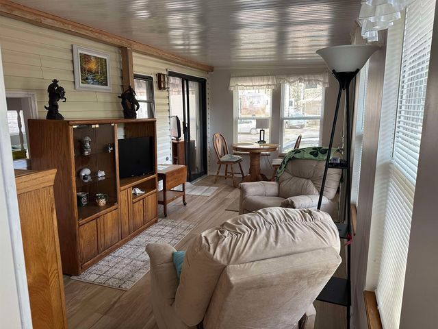 613 5th Ave. S, Myrtle Beach, SC 29578