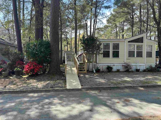 613 5th Ave. S, Myrtle Beach, SC 29578