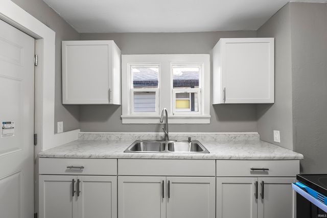 3110 Central Drive, Fort Wayne, IN 46806