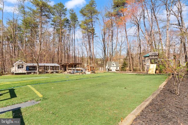 9000 FORESTVIEW DR, Manassas, VA 20112