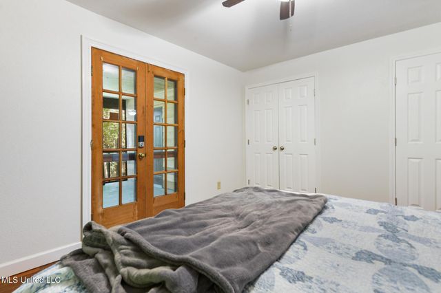 7091 Shiyou Road, Kiln, MS 39556