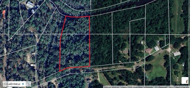 7091 Shiyou Road, Kiln, MS 39556