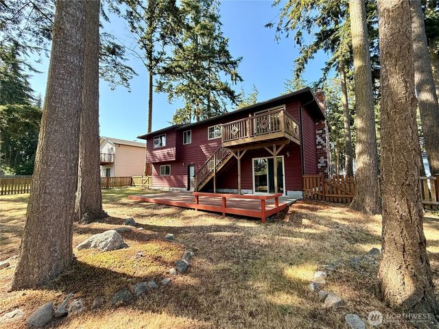 745 SW 13th Avenue, Oak Harbor, WA 98277