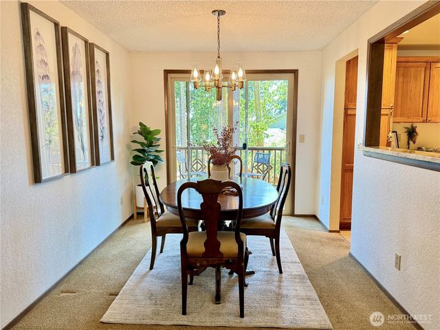 745 SW 13th Avenue, Oak Harbor, WA 98277