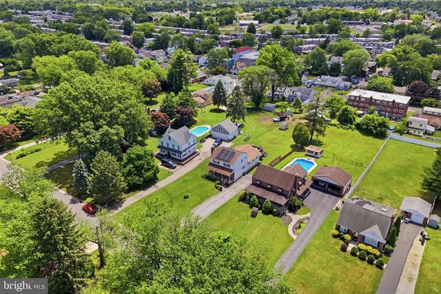 1004 GREEN LN, Secane, PA 19018