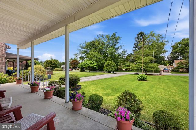 1004 GREEN LN, Secane, PA 19018