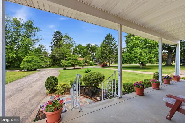 1004 GREEN LN, Secane, PA 19018