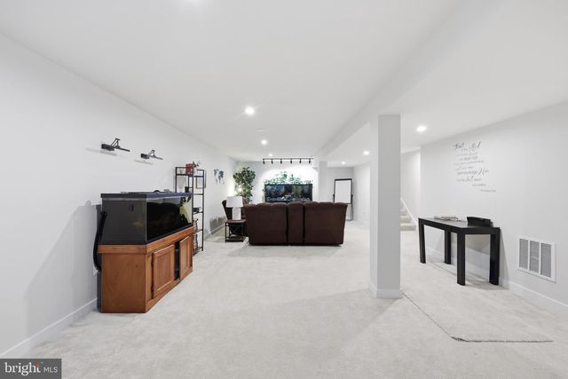 504 RUSHBROOK RD, Martinsburg, WV 25403
