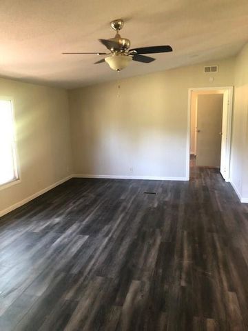 130 Donkey Trail, Coldspring, TX 77331