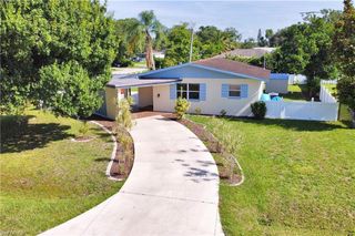 13802 3rd ST, Fort Myers, FL 33905