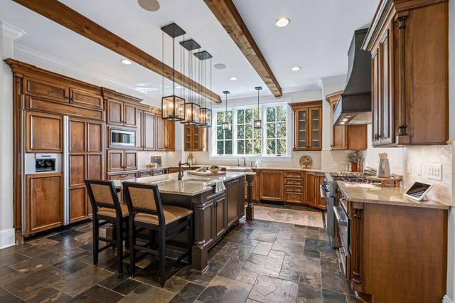 513 Legends Ridge Ct, Franklin, TN 37069