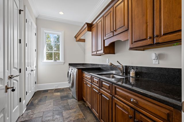 513 Legends Ridge Ct, Franklin, TN 37069