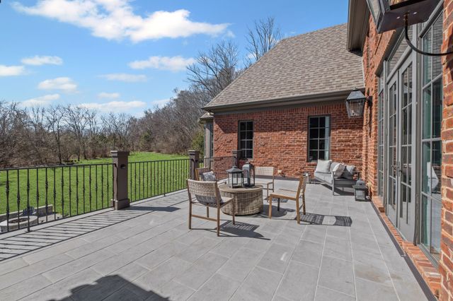 513 Legends Ridge Ct, Franklin, TN 37069