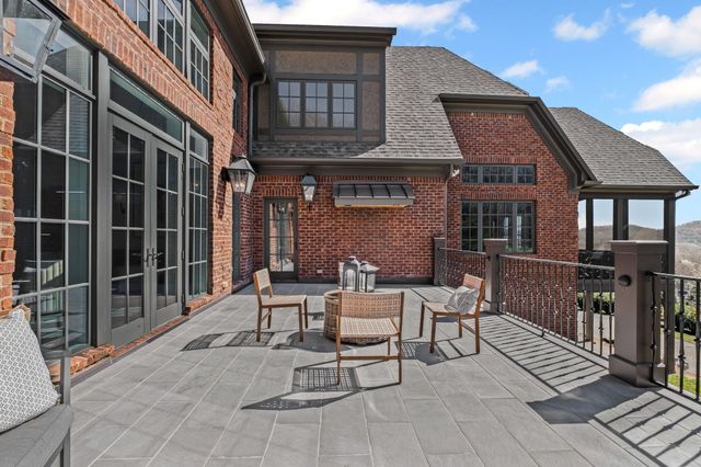 513 Legends Ridge Ct, Franklin, TN 37069