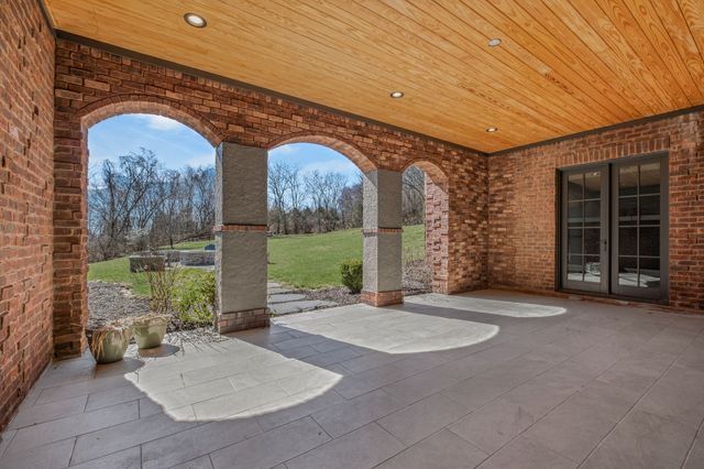 513 Legends Ridge Ct, Franklin, TN 37069