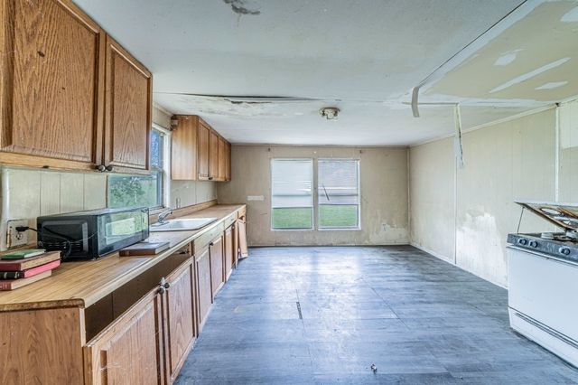 508 Summit Street, Farmersville, TX 75442