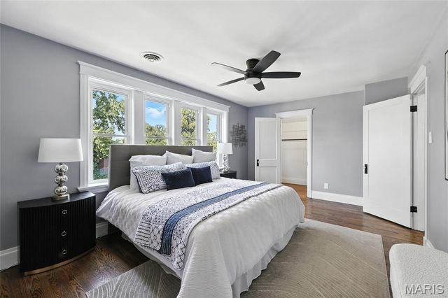 7443 Augusta Avenue, St Louis, MO 63121