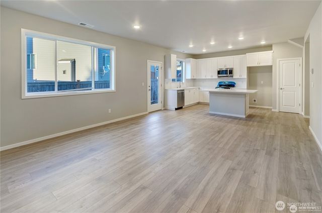 18204 37th Avenue Ct E, Tacoma, WA 98446