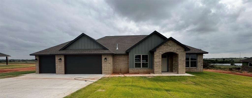 2087 Cash Court, Blanchard, OK 73010