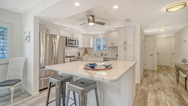 5469 RIVERBLUFF CIRCLE 42, Sarasota, FL 34231