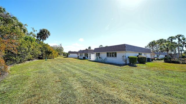 5469 RIVERBLUFF CIRCLE 42, Sarasota, FL 34231