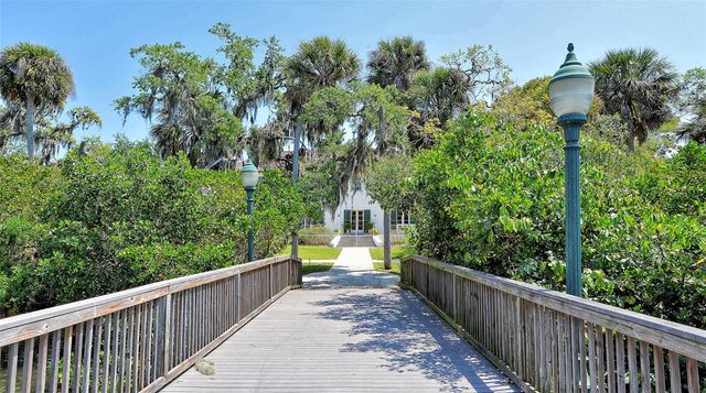 5469 RIVERBLUFF CIRCLE 42, Sarasota, FL 34231