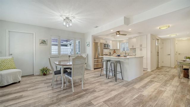 5469 RIVERBLUFF CIRCLE 42, Sarasota, FL 34231