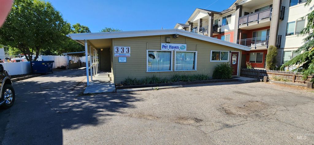 333 S Orchard St, Nampa, ID 83651