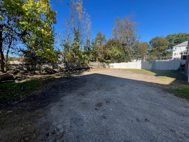 20 Florence Street 2, Worcester, MA 01610