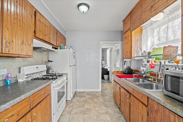 389 W 12th Street, Chicago Heights, IL 60411