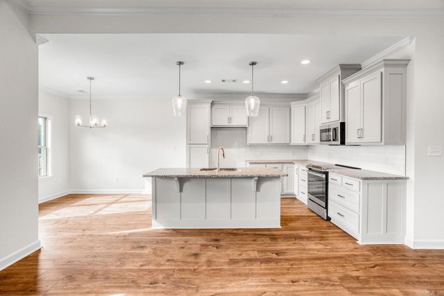 21 Lewis Loop, Greenbrier, AR 72058