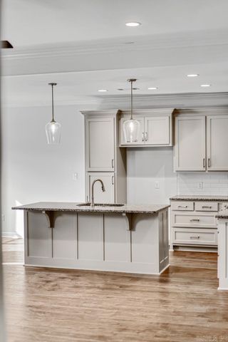 21 Lewis Loop, Greenbrier, AR 72058