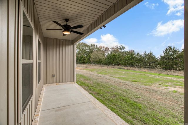 21 Lewis Loop, Greenbrier, AR 72058
